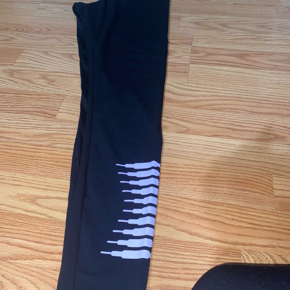 Savage X Fenty legging TAKING OFFERS - Picture 4 of 5